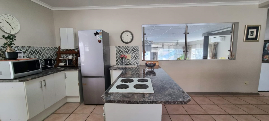 3 Bedroom Property for Sale in Helicon Heights Free State